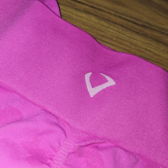 VIOLATE THE DRESS CODE "SYNERGY" S Scrunch Butt Pink Camo Seamless Logo Leggings - Picture 4 of 7